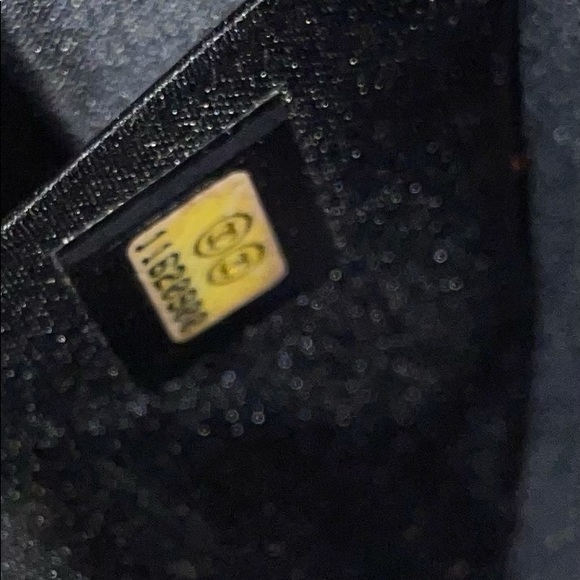 Vintage CHANEL TRAVEL LINE Long Zippy Wallet - Picture 2 of 10